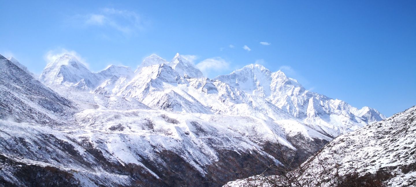 Everest Base Camp Trek Packing List: 9 Tips For Success